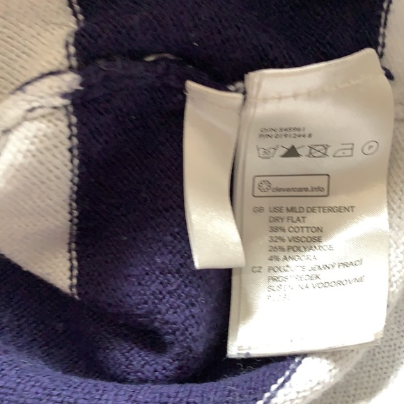 3/$25 H&M Striped Navy Lace Trim Sweater Size 8/10 - Picture 5 of 6